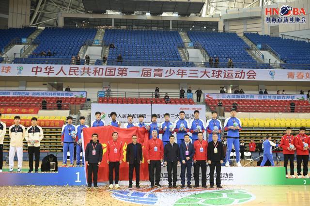 开云-【观察】青春里的重要篇章 三大球篮球比赛没有输家